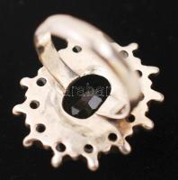 Színes féldrágakövekkel (ametiszt, citrin) díszített ezüst (Ag) gyűrű, jelzett, br: 9,5 g /
silver r...