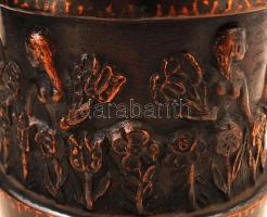 Virágos női aktokkal díszített Iparművészeti Vállalatos réz váza, apró kopásnyomokkal, d: 6,5 cm, m:...