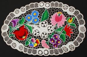 Kalocsai hímzett ovális terítők, 2db, 23x38cm,21x53cm