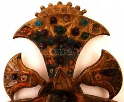 Régi díszes egyházi réz gyertyatartó, apró hiányokkal