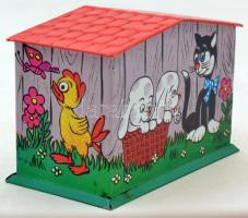 Lemezjáték kutyaház alakú persely, kulccsal, 12x8x6 cm