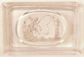 1920-1940 Posseidon és puttóval díszített üveg ékszeres dobozka, ornamentális, kövekkel kirakott, ré...