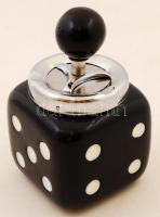 Pörgős retró dobókocka alakú kerámia hamutartó, 15x9 cm