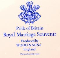 Matricás dísztányér a Walesi herceg és Lady Diana esküvőjének emlékére 1981. Saját dobozában.  d:25c...