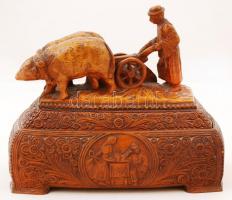 cca 1930-1940 Szalmásy Sándor: Népi motívumokkal gazdagon díszített, faragott körtefa doboz, jelzett...