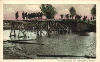 Truppenübergang auf improvisirter Brücke / WWI Austro-Hungarian army on a military bridge Érdekes Újság (EK)