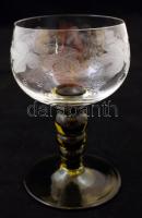 5 db szőlőmintás zöld talpú gravírozott üvegpohár, hibátlanok, m: 11 cm