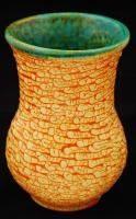 Gorka Iparművészeti Vállalatos váza, mázas kerámia, jelzett, m:17,5 cm
