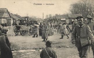 Pruzana, Marktplatz / market place, Russian soldiers