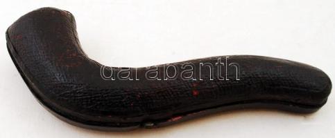 Régi ívelt tajték szipka, saját tokjában, h: 12 cm