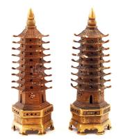 2 db kínai pagodát mintázó fém asztaldísz, kínai felirattal, m: 19,5 cm