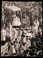 Sztály János (1899-1980): Körmenet, feliratozott vintage fotóművészeti alkotás a szerző hagyatékából, 39x29 cm