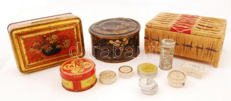 Vegyes doboz tétel,kicsik, nagyok, fémből, papírból összesen 12db