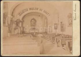 cca 1890 Váncza Emma (Miskolc) felvétele egy feltehetőleg miskolci templom belsejéről, kabinetfotó méretben, keményhátú fénykép, 13x18 cm