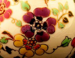 Zsolnay virágmintás váza, kézzel festett, jelzett, máz alatti repedésekkel, m: 13 cm