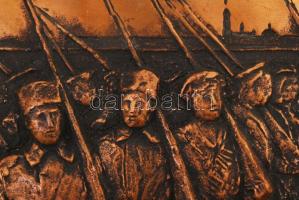 Gáti Gábor (1937-): 1917. november 7. Bronz plakett, jelzett, 33×20 cm