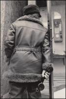 cca 1970 Budapest – Szuvenír az utolsó tantuszos telefonfülkéből…, a Magyar Ifjúság archívumából, 16x23 cm