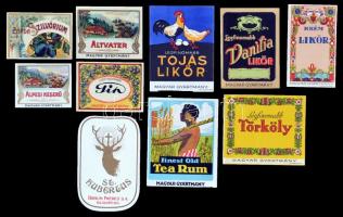 cca 1910-1940 10 db háború előtti vegyes italcímke, benne litho is, jó állapotban / 10 vintage alcohol labels, with litho