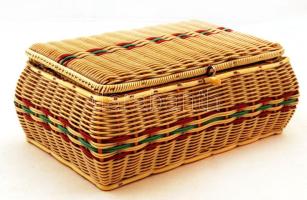 Régi fonott varrósdoboz, jó állapotban, 30,5×20,5×12 cm