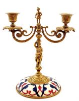 Figurális réz gyertyatartó fajansz díszítéssel, m: 26 cm