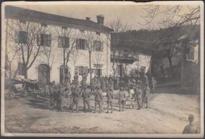 1917 I. világháború katonazenekar próbál egy cseh kisvárosban / Military band rehearsing in a Czech town 12x9 cm