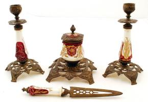 Antik asztali készlet, porcelán-réz, kézzel festett, több lepattanással, jelzés nélkül, összesen:4 db