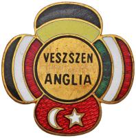 Osztrák-Magyar Monarchia ~1914-1918. "Veszszen Anglia" aranyozott, zománcozott fém propaganda jelvény (29x29mm) T:2 Austro-Hungarian Monarchy ~1914-1918. "Death to England" gilt, enamelled metal propaganda badge (29x29mm) C:XF