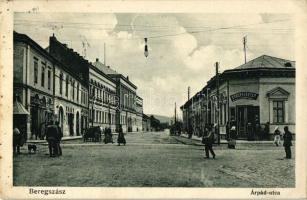 Beregszász, Árpád utca, gyógyszertár; kiadja Friedmann Móritz / street, pharmacy (EK)