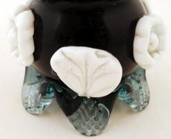 Virág- és levélmotívumokkal gazdagon díszített áttört festett, fújt üveg váza, jelzés nélkül, apró k...