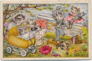 Cats in the park, whistling mechanical card