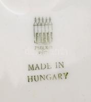 Zsolnay jegesmedve pár, fehér mázas, hibátlan, jelzett, 12x18x9 cm