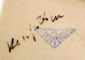 Budapest Porcelán mintás kerámia bonbonier, hibátlan, jelzett, 10x9x6 cm