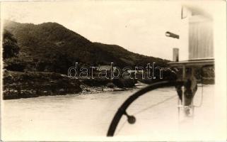 Vaskapu-szoros környéke, Babakáj szikla, Duna hajóról - 4 db háború előtti képeslap / all along the river Danube, 4 photo postcards
