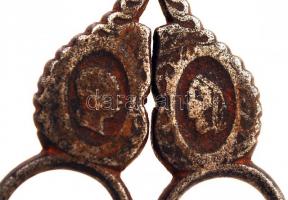 cca 1890 Ferenc Józsefet és Erzsébet királynét ábrázoló régi olló, h: 17,5 cm
