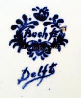 Delft falitányér vízparti jelenettel díszítve, hibátlan, jelzett, d: 25,5 cm