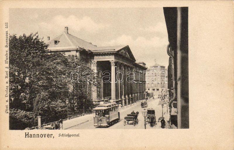 Hannover, Schlossportal / castle entry, tram