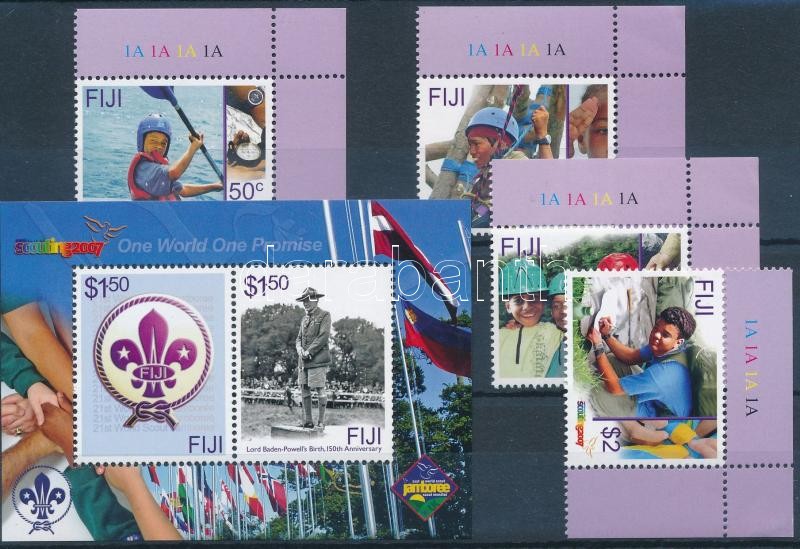 100th anniversary of the scout movement corner set + block, 100 éves a cserkészmozgalom ívsarki sor + blokk, 100 Jahre Pfadfinderbewegung Satz mit Rand + Block