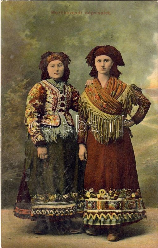 Hungarian folklore from Mezőkövesd, Mezőkövesdi népviselet, folklór