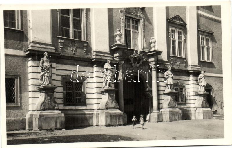 St. Lambrecht, Stiftsportal / monastery entry