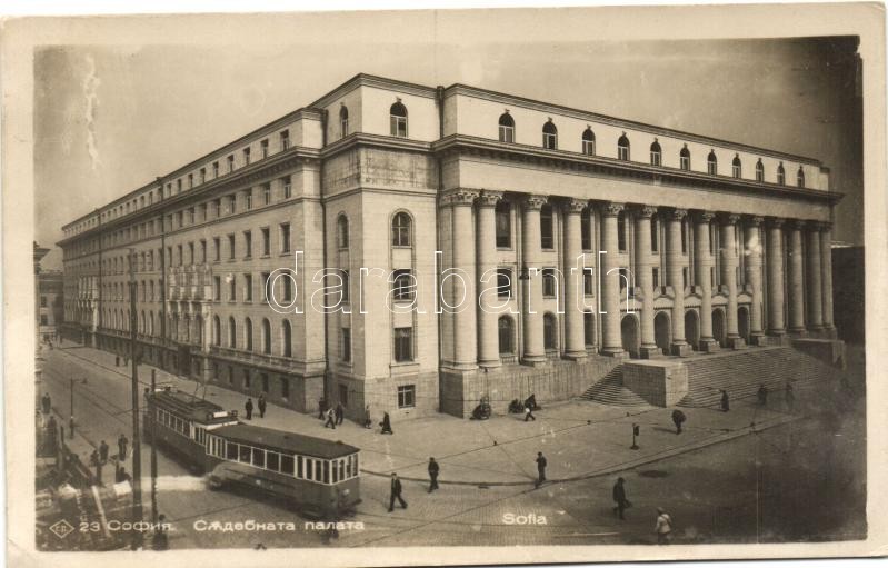 Sofia, Sadebna Palata / court palace, tram