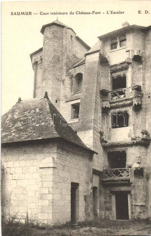 Saumur, castle fortress