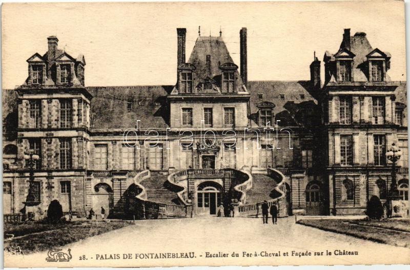 Fontainebleau, palace, Fer-a-Chavel stairs