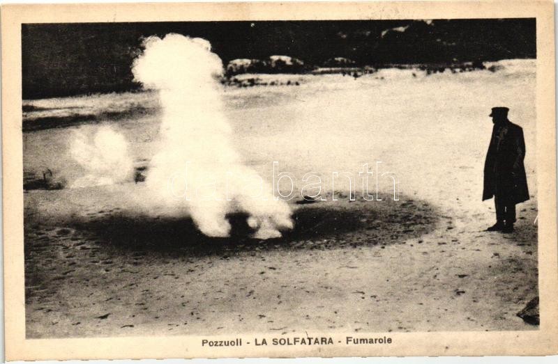 Pozzuoli, La Solfatara, fumarole / geyser