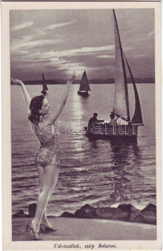 Balaton, nő fürdőruhában, vitorlás hajók