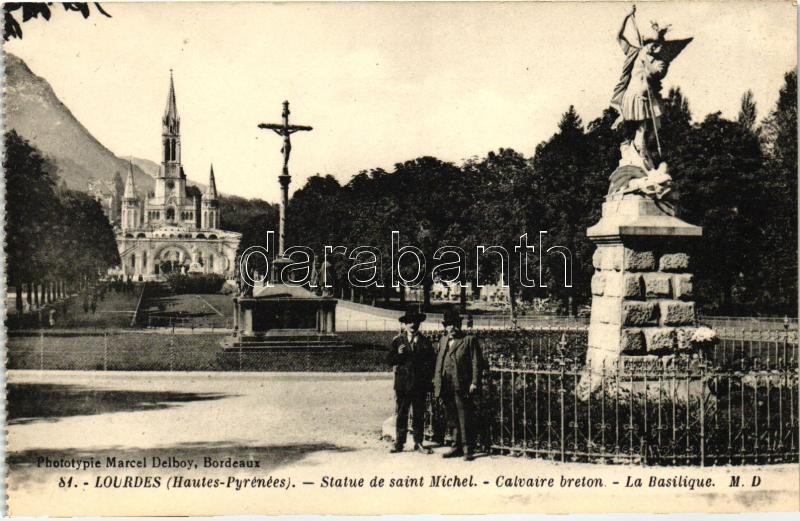Lourdes, Saint Michel statue, calvary, basilica
