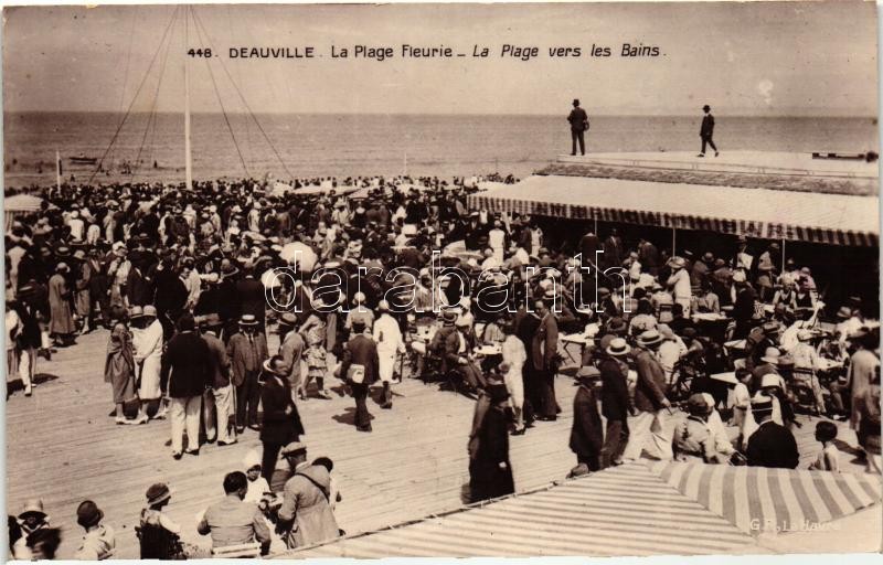 Deauville, beach
