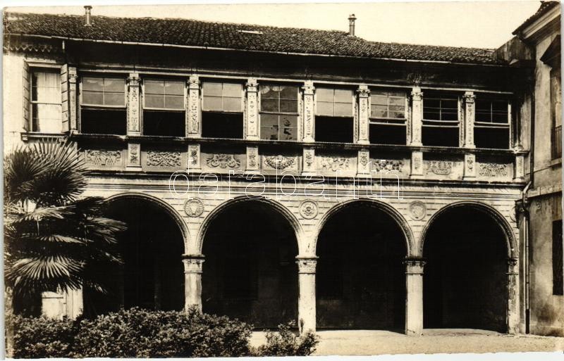 Vicenza, Loggia del Cardinal Zeno, cortile dell Episcopio / villa, courtyard