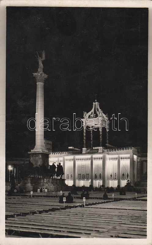 1938 Budapest XIV. Hősök tere, XXXIV. Nemzetközi Eucharisztikus Kongresszus, Főoltár