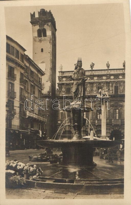 Verona, Piazza delle Erbe, Fontana e Torre del Gardello