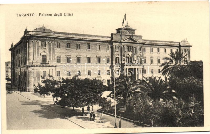 Taranto, Palazzo degli Uffici / palace